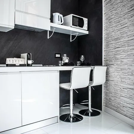 Rettifilo 201 Exclusive Aparthotel 4*