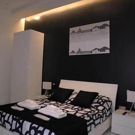 Rettifilo 201 Exclusive Aparthotel